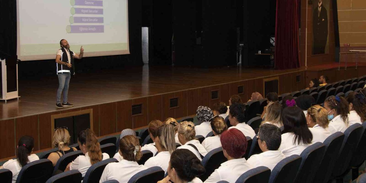 Belediye Personeline ’en İyi Narkotik Polisi Anne’ Eğitimi