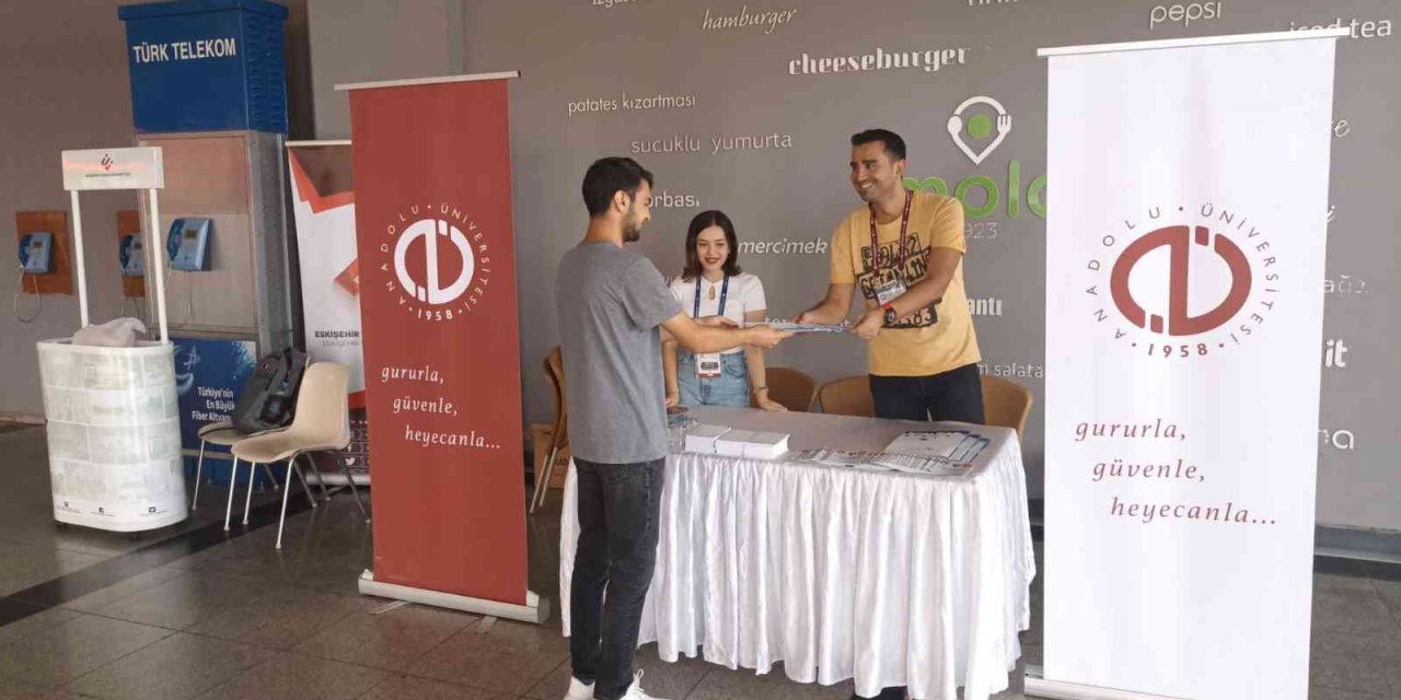 Anadolu Üniversitesinde Yeni Kayıt Heyecanı Devam Ediyor