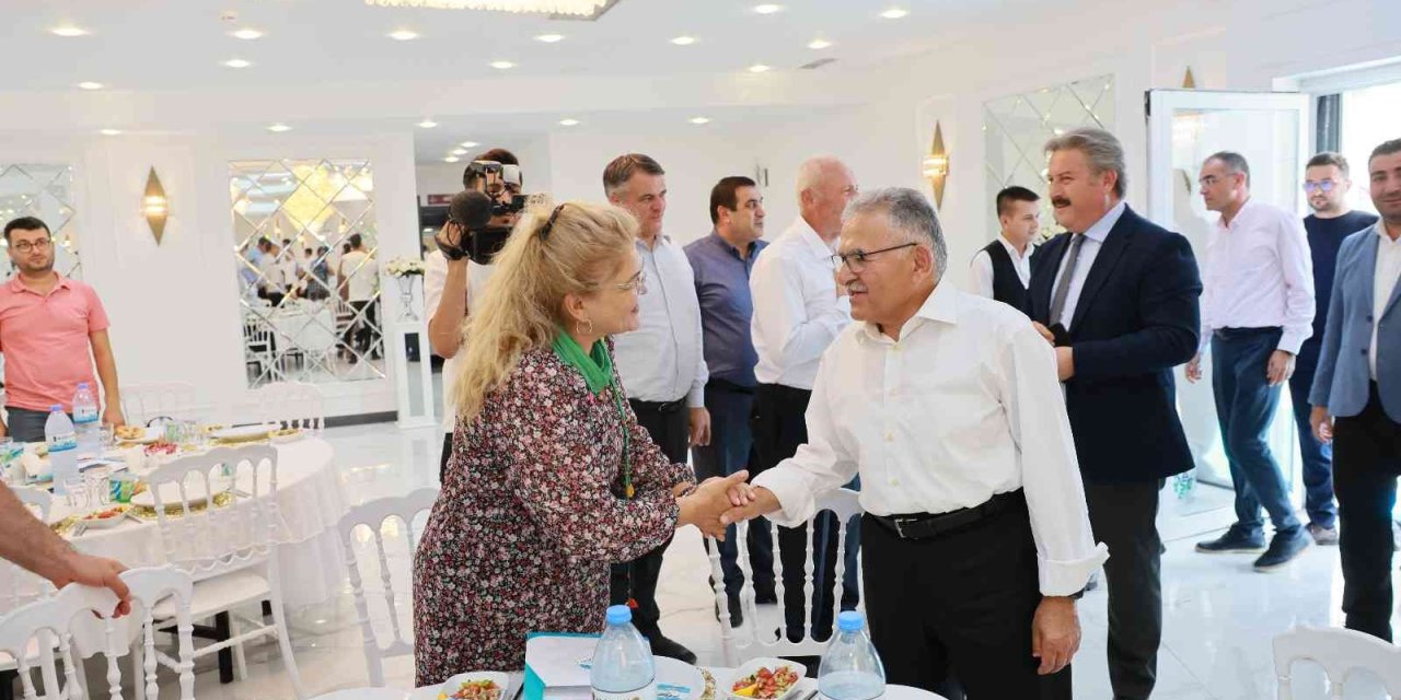 Başkan Büyükkılıç, Melikgazi Muhtarları İle Buluştu