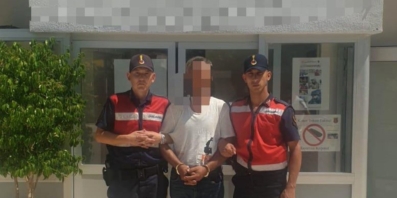 Antalya’da Jandarma Aranan Hükümlüyü Baba Evinde Yakaladı