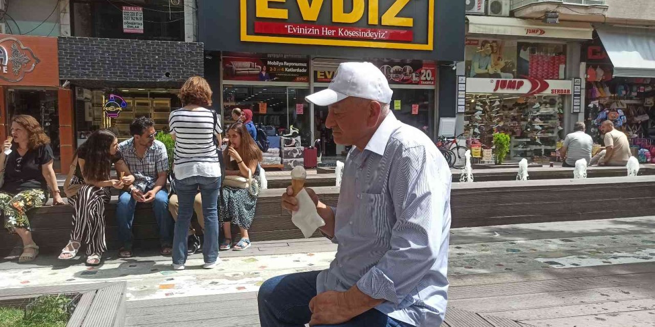 Eskişehirliler Yüzde 80’lik Nem Karşısında Şaşkın