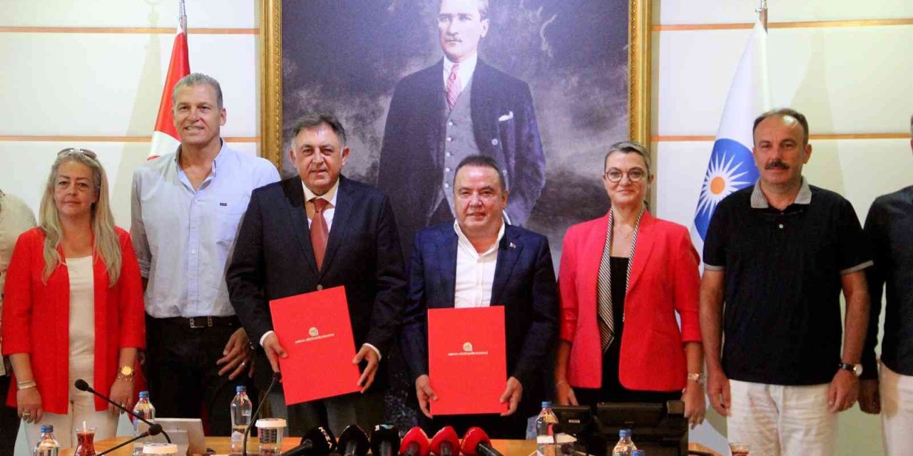 Bir Dönemin Kültür Noktası Olan ’vatan Kahvesi’ Açılıyor