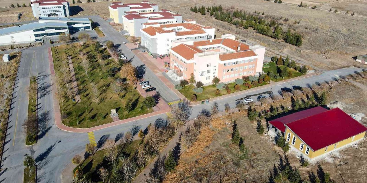 Seyrani Kampüsü Hayırseverlerin Desteğiyle Büyümeye Devam Ediyor