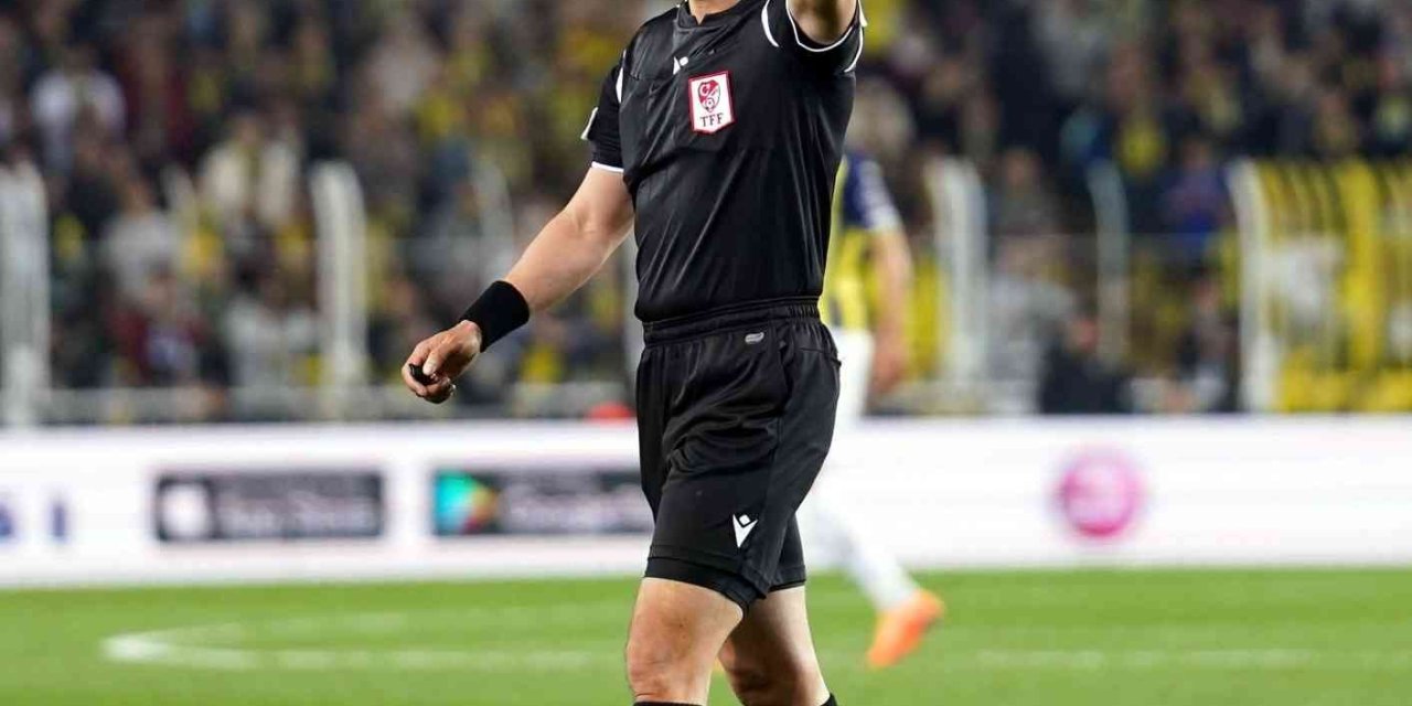 Kayserispor-giresunspor Maçını Sarper Barış Saka Yönetecek