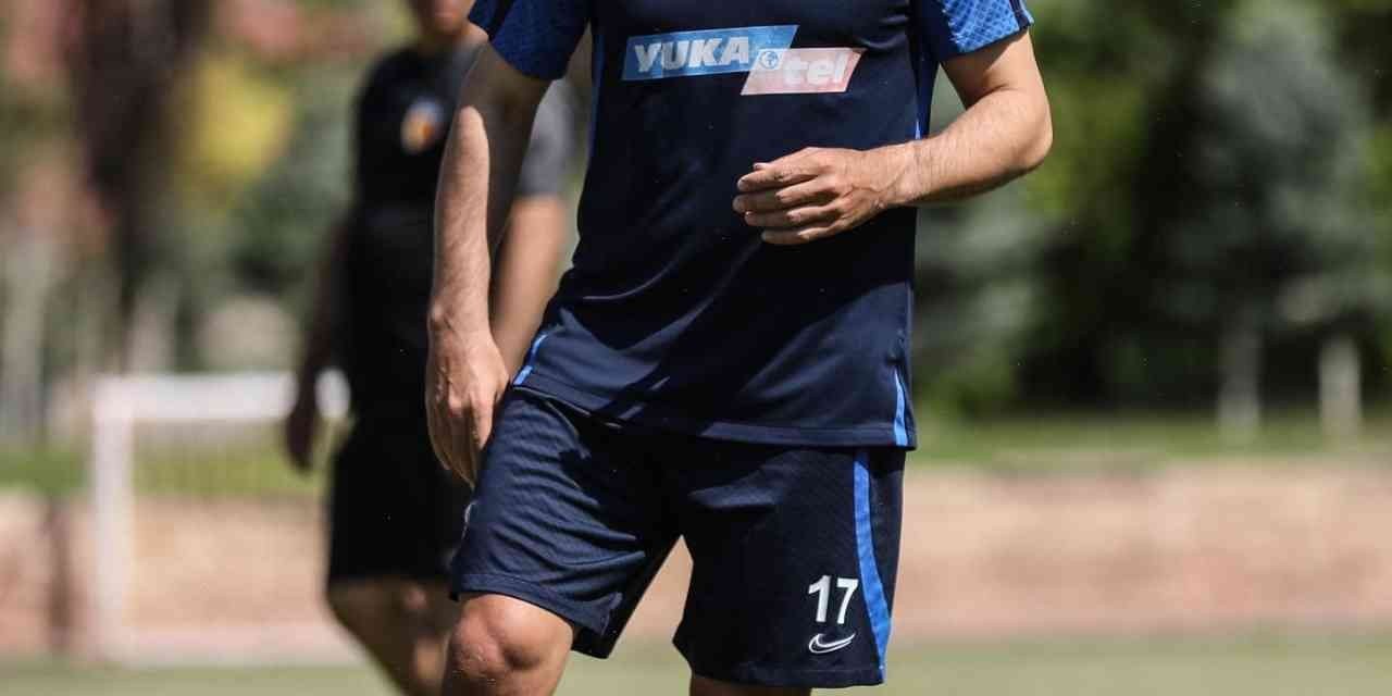 Kayserispor’da Emrah’tan Kötü Haber