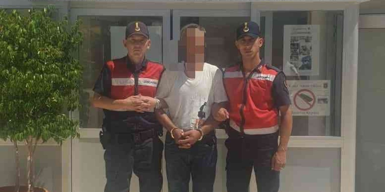 Antalya’da 31 Ayrı Suç Kaydı Bulunan Şahıs, Baba Evinde Yakalandı