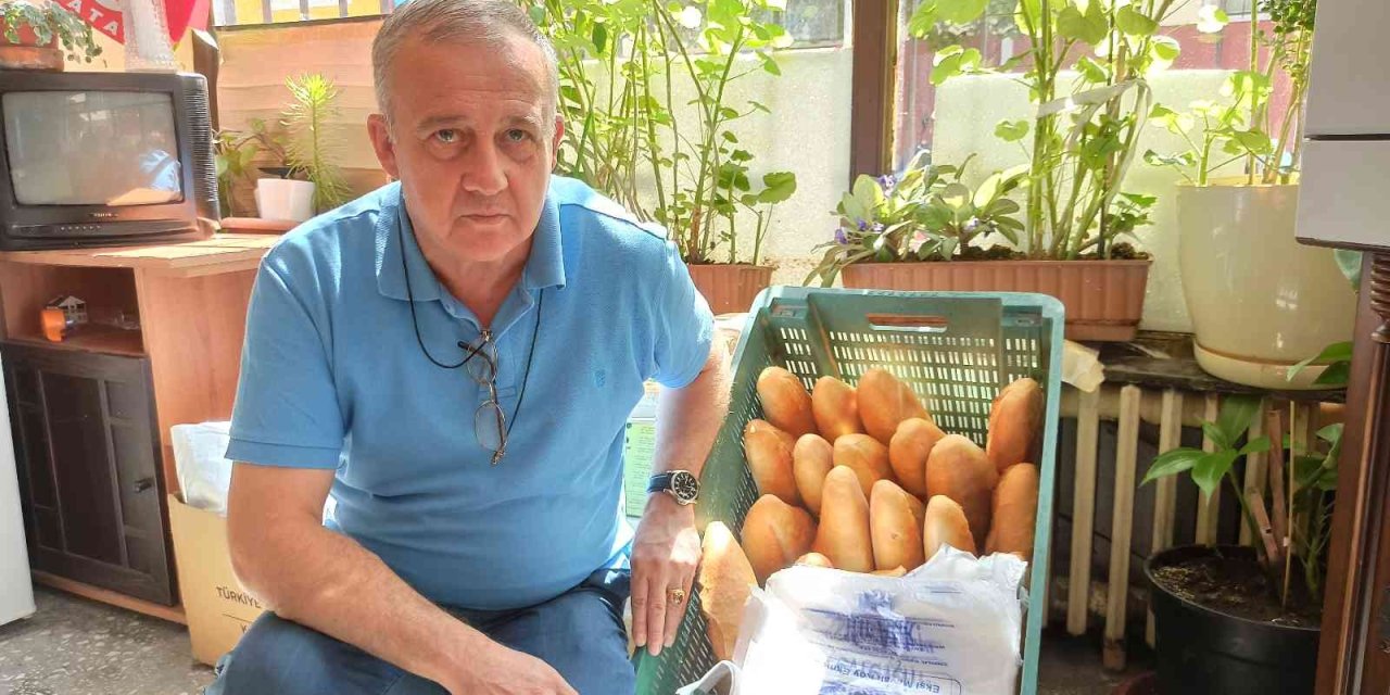 Hayırsever Muhtar 1 Yılda 550 Ekmek Dağıttı