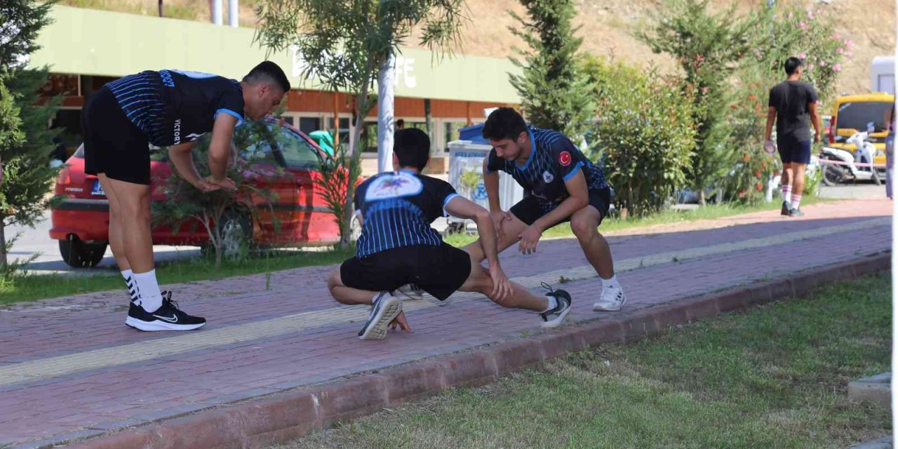 Alkü İçin Ter Döktüler