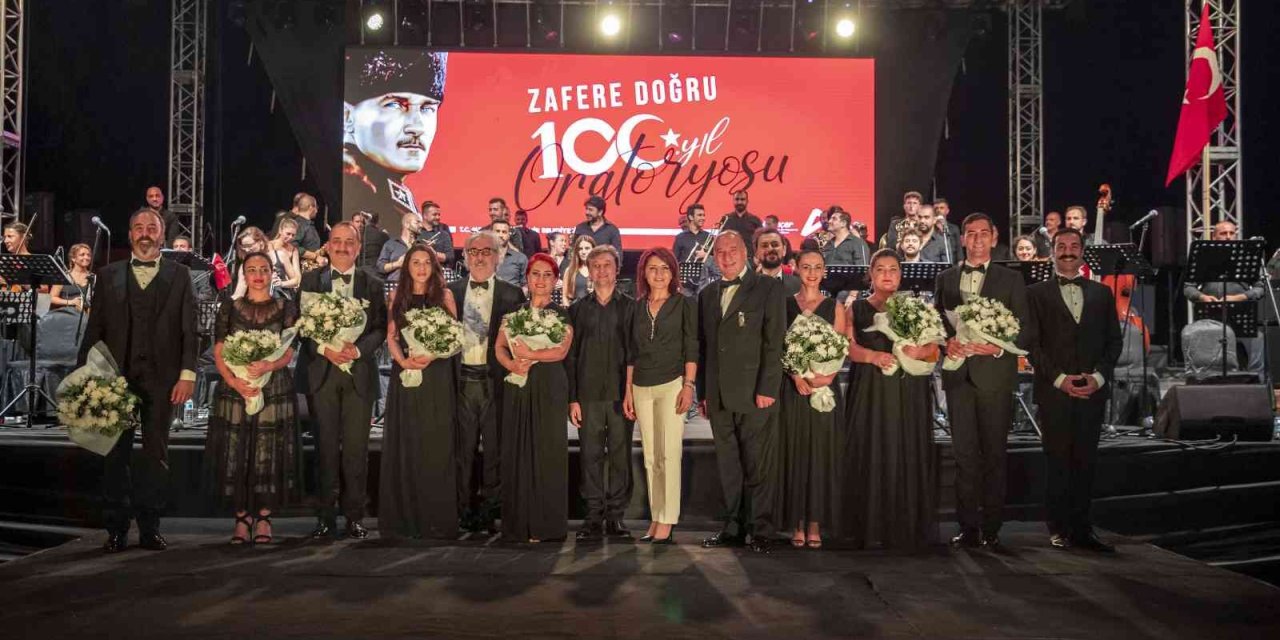 Mersin’de ’zafer Doğru 100. Yıl Oratoryosu’