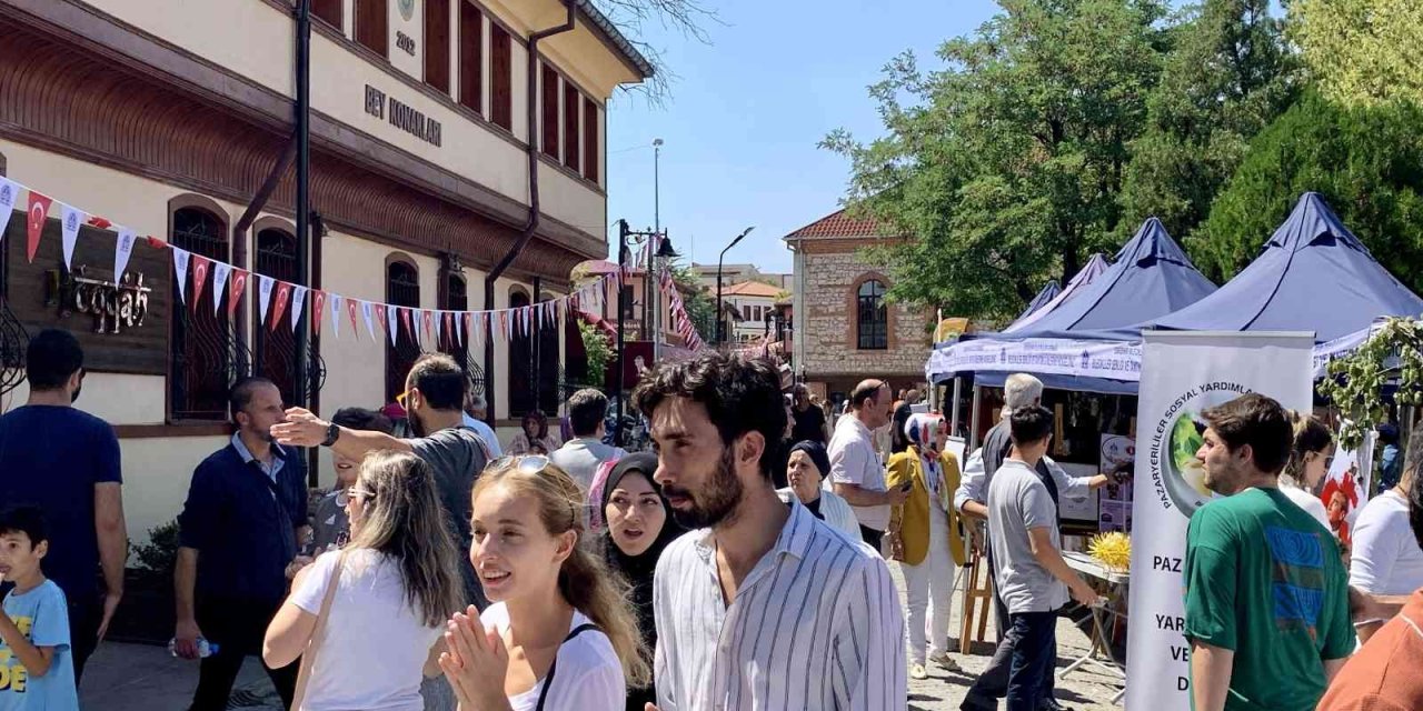 Tarihi Odunpazarı Bölgesinde Şenlik Yoğunluğu