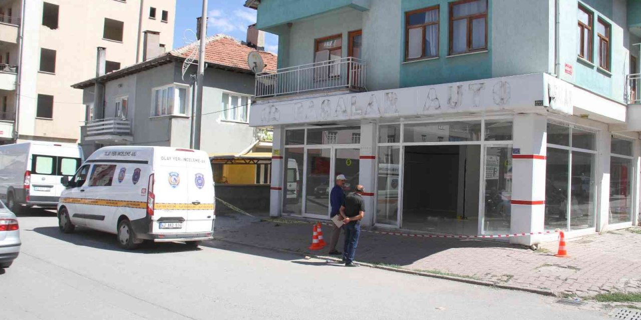 Fırının Yakınında Kiralık Dükkan Bakan Fırıncıya Kurşun Yağdırdı