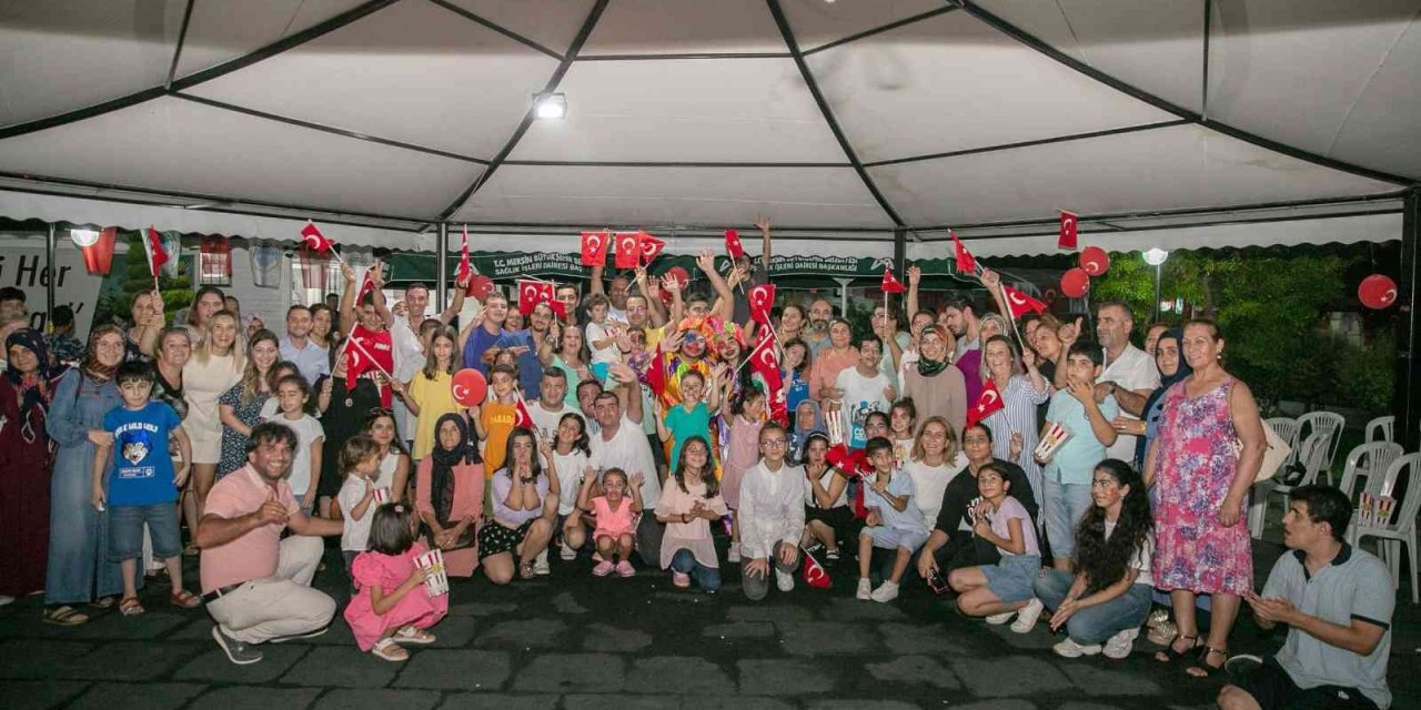 Sevgiyle Engellerin Aşıldığı Parkta Zafer Bayramı Coşkusu