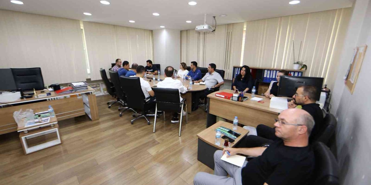 Büyükşehir’de Cumhurbaşkanlığı Uzmanlarının Katılımıyla ’staj’ Toplantısı