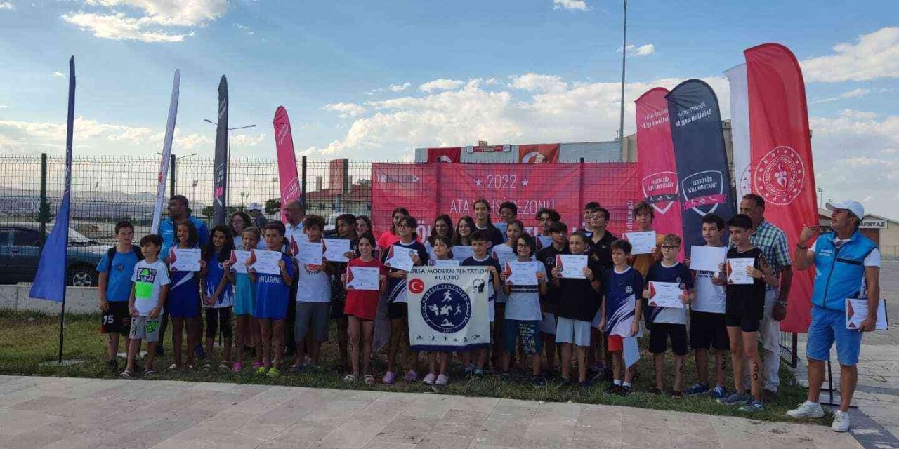 Eskişehirli Triatloncular Başarıya Koştu