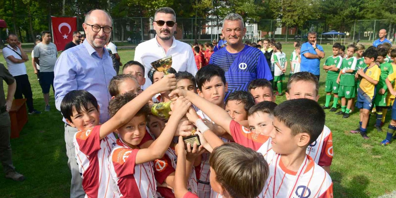 Zafer Turnuvası’nda Dostluk Kazandı