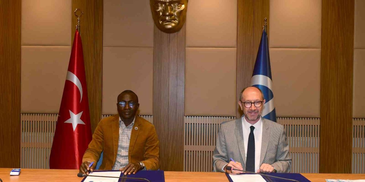 Anadolu Üniversitesi İle Senegal Dakar Cheikh Anta Diop Üniversitesi Arasında İş Birliği Protokolü İmzalandı