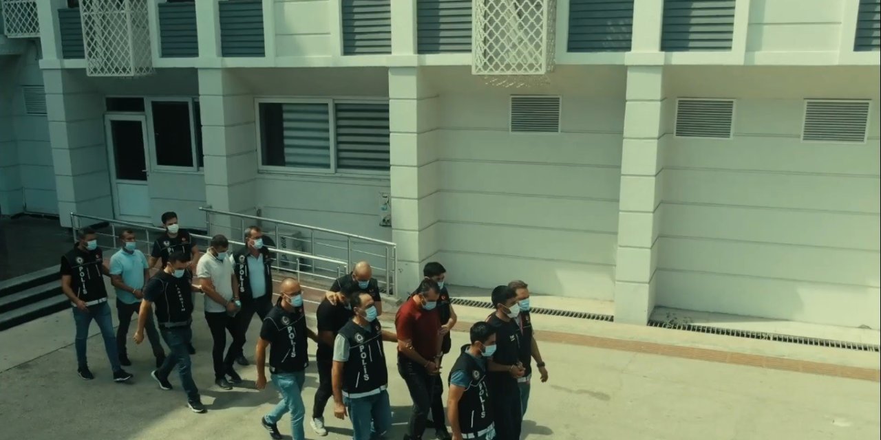 Et Dolu Tırla Esrar Taşıyan 5 Kişi Tutuklandı