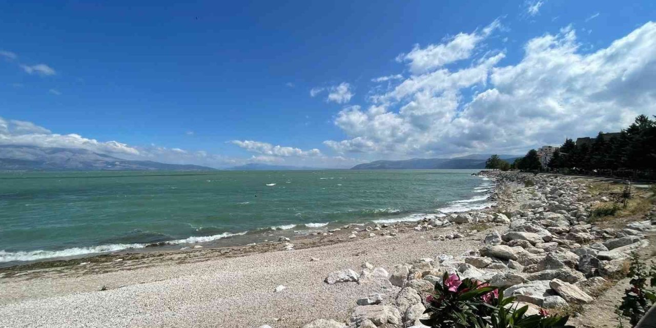 Eğirdir Gölü’nde Su Seviyesinin Düştüğü Belirlendi