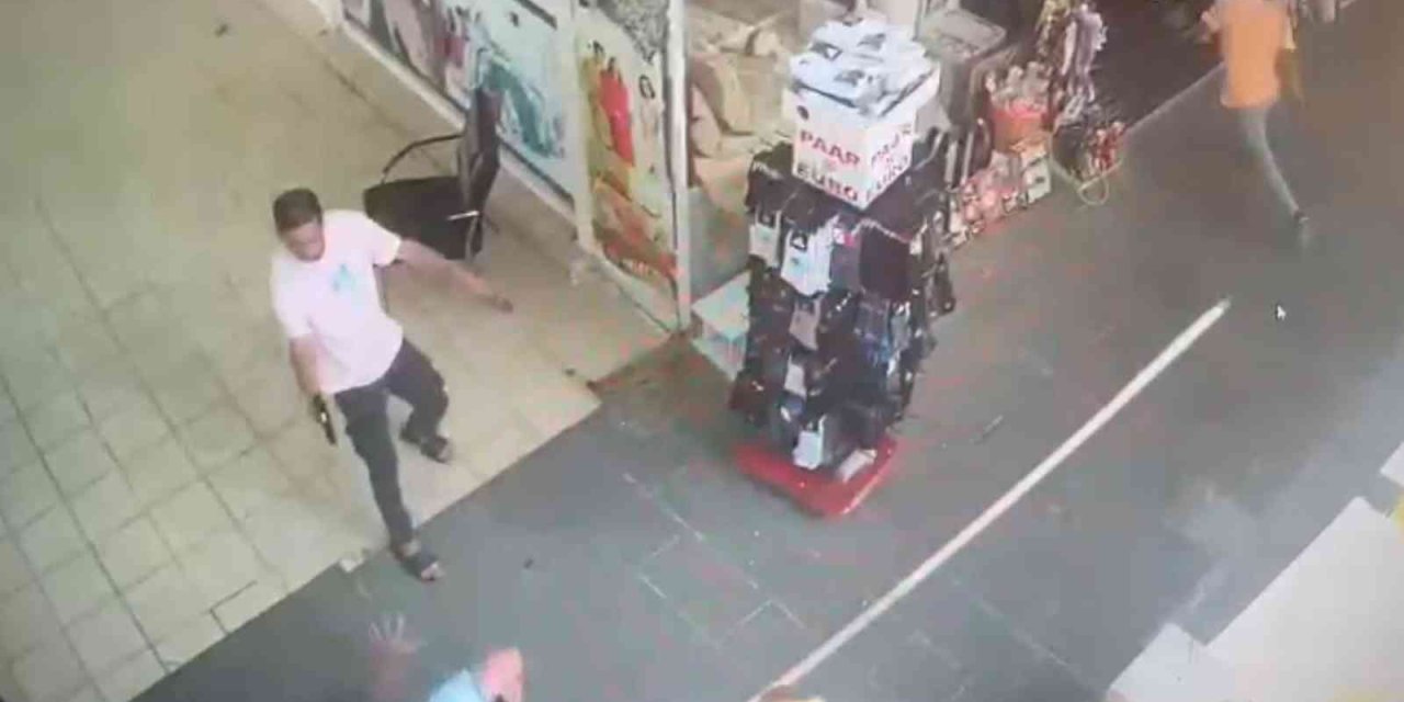 İşyeri Anlaşmazlığı Kavgasında Karşılıklı Silahlar Konuştu: 2 Yaralı