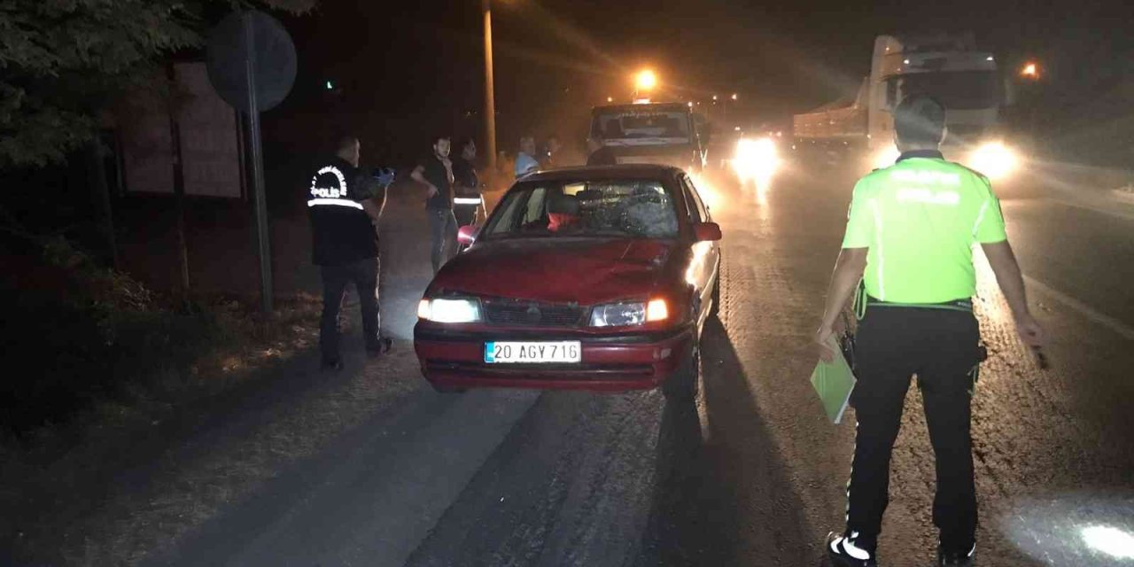 Cenazeden Dönenlerin Aracı Yayaya Çarptı: 1 Ölü