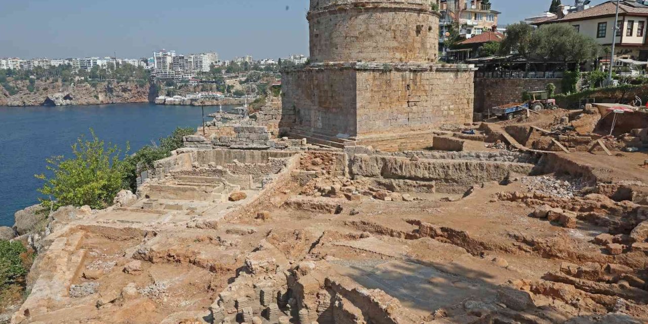 Hıdırlık Kulesi’nde Arkeolojik Kazılarda Sona Yaklaşıldı