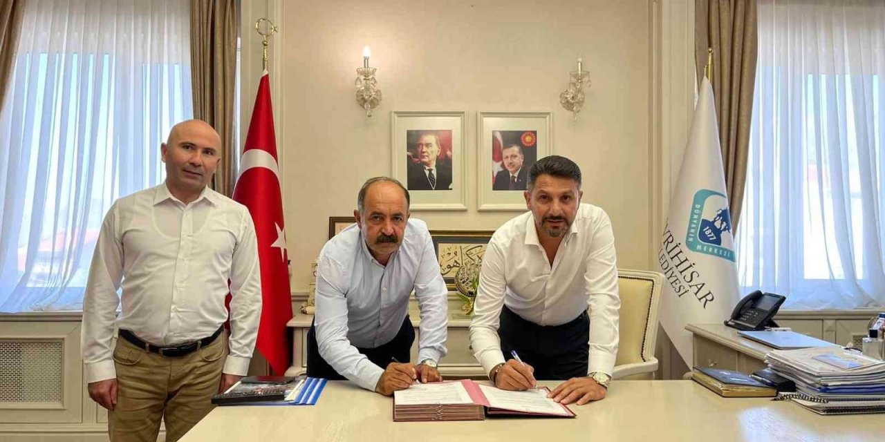 Sivrihisar Belediyesi’nde Toplu İş Sözleşmesi Sevinci