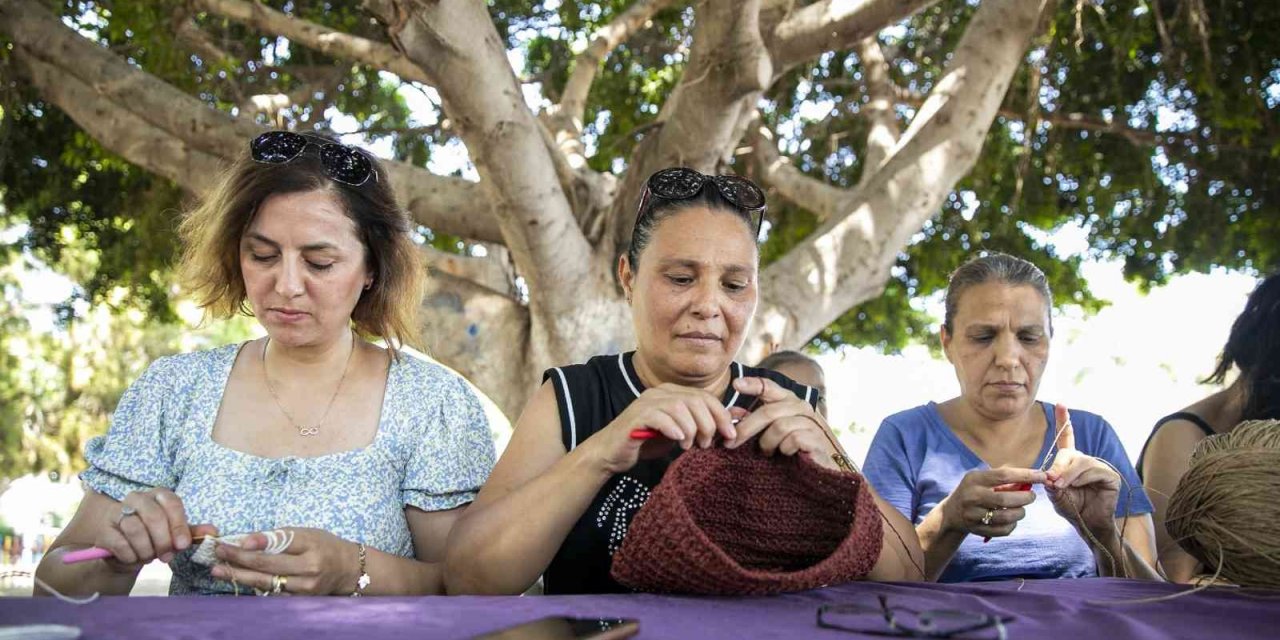 Hasır Örgü Atölyesi Hem Hobi Hem Kazanç Kapısı Oldu