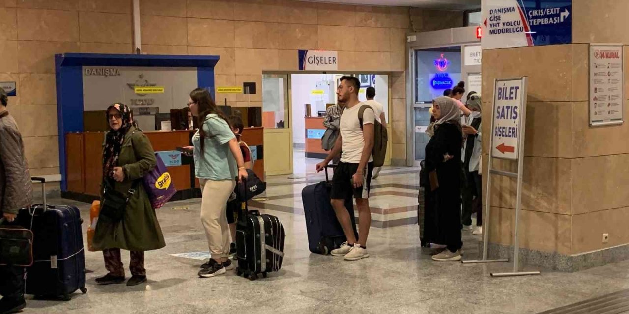 İlk Defa Koyulacak Olan Eskişehir-istanbul Seferinden Vatandaş Mutlu