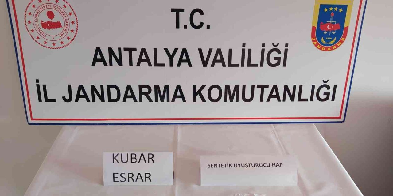 Şüphe Üzerine Aranan Valizden Uyuşturucu Çıktı