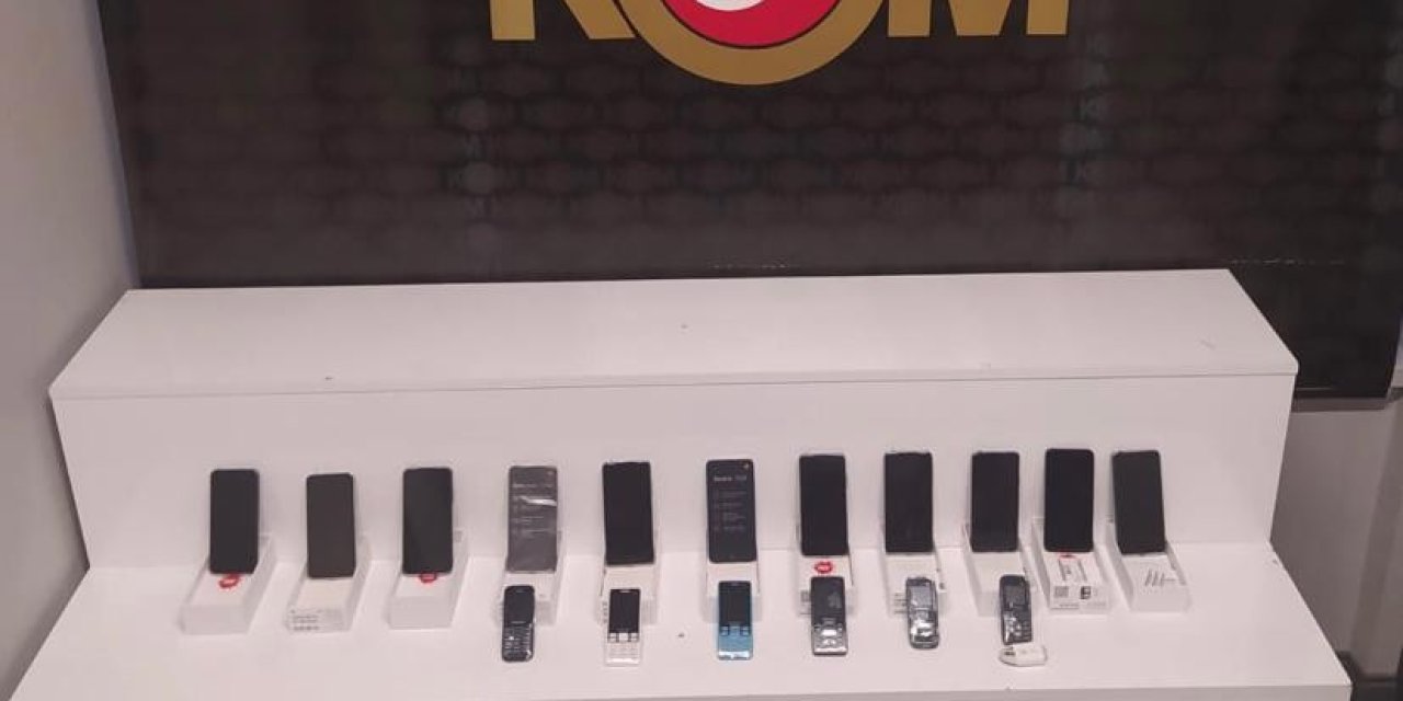 Kayseri’de 30 Adet Gümrük Kaçağı Telefon Ele Geçirildi