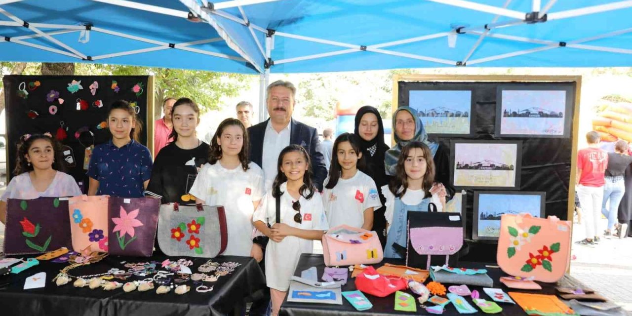 Melikgazi’nin Dolu Dolu Geçen Yaz Kursları Sona Erdi