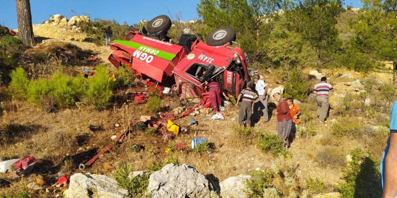 Yangına Giden Orman Personeli Kaza Yaptı: 3 Yaralı