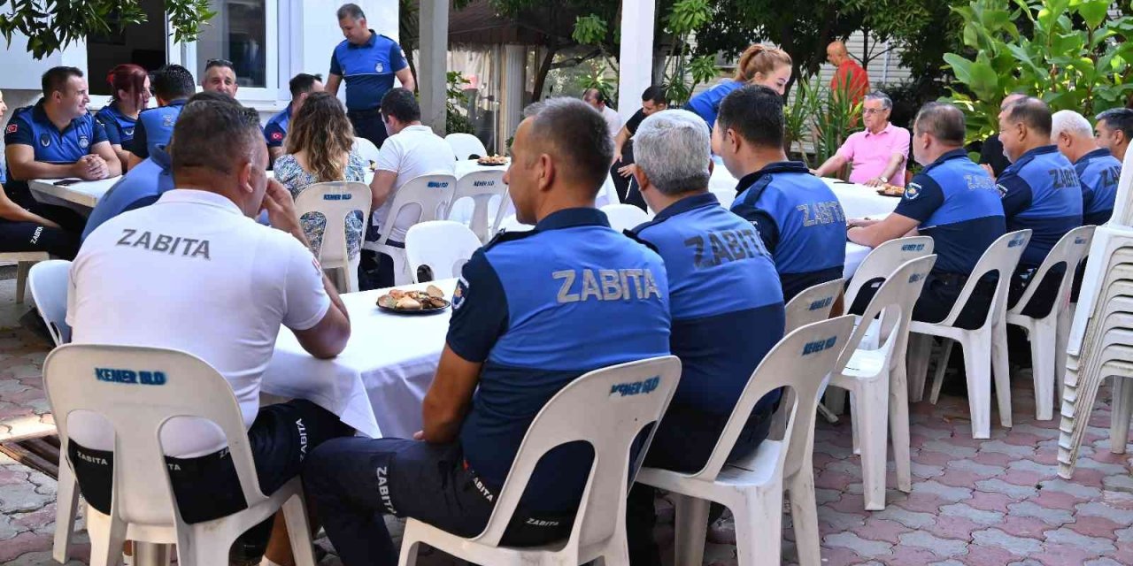 Başkan Topaloğlu:" Zabıtamız, Vatandaşlarımız İle Belediyemiz Arasında Bir Köprüdür"