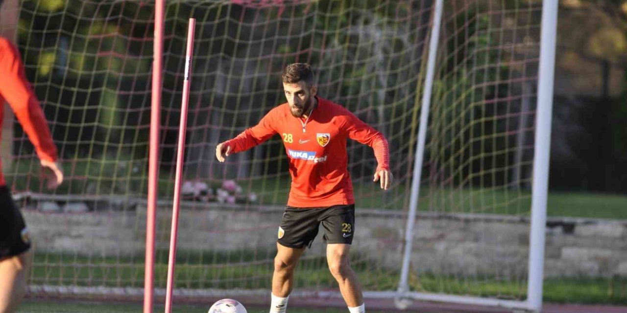 İlhan Parlak: “3 Puanla Ayrılmak İstiyoruz”