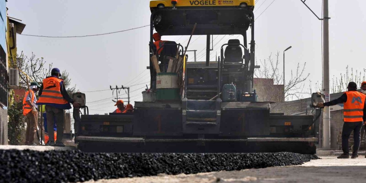 Meski, Alt Yapı Ve Üst Yapı Çalışmalarına Devam Ediyor