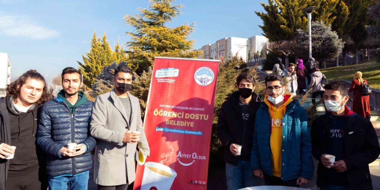 Büyükşehir Kütüphanelerinde Çay, Çorba Ve İnternet Ücretsiz