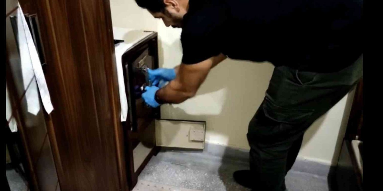 Uyuşturucuyu Çelik Kasada Zulalamışlar