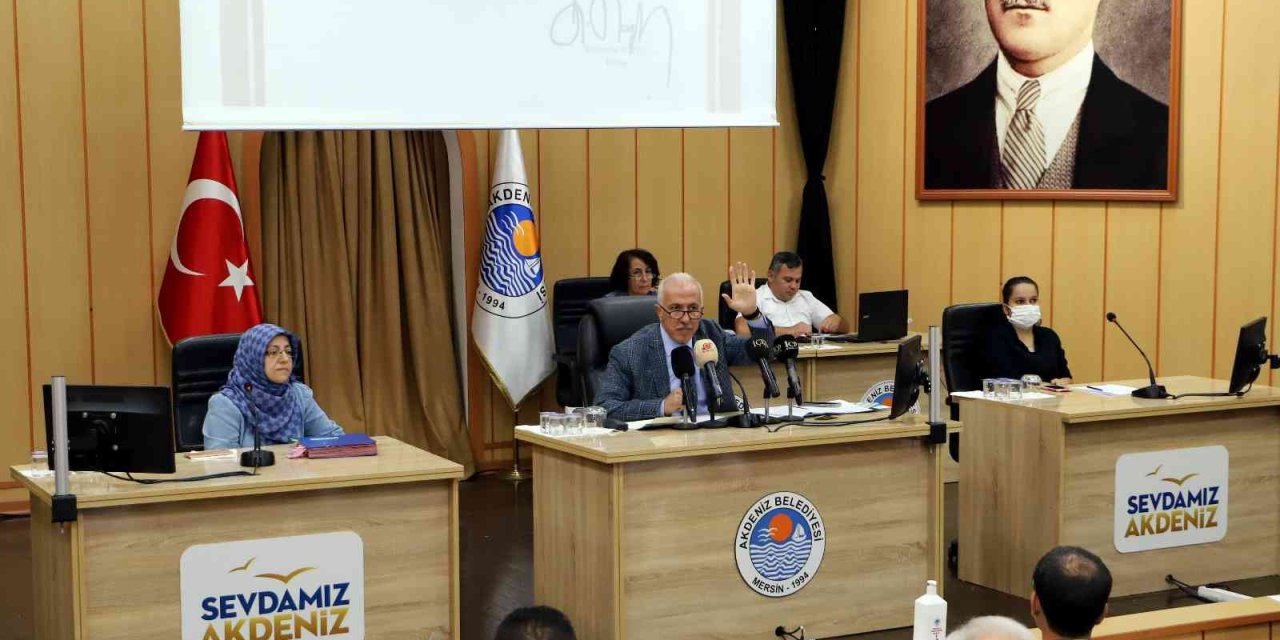 Gültak, Chp Ve Hdp’li Meclis Üyelerini Halka Şikayet Etti