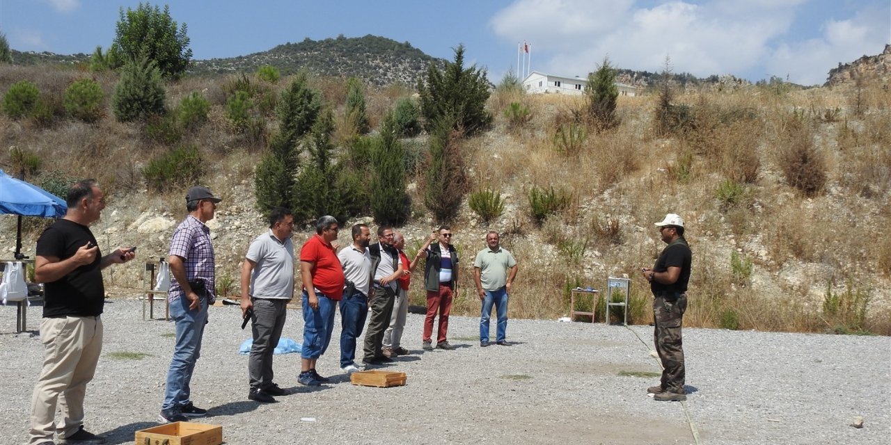Mersin’de Orman Personeline Silah Eğitimi Verildi