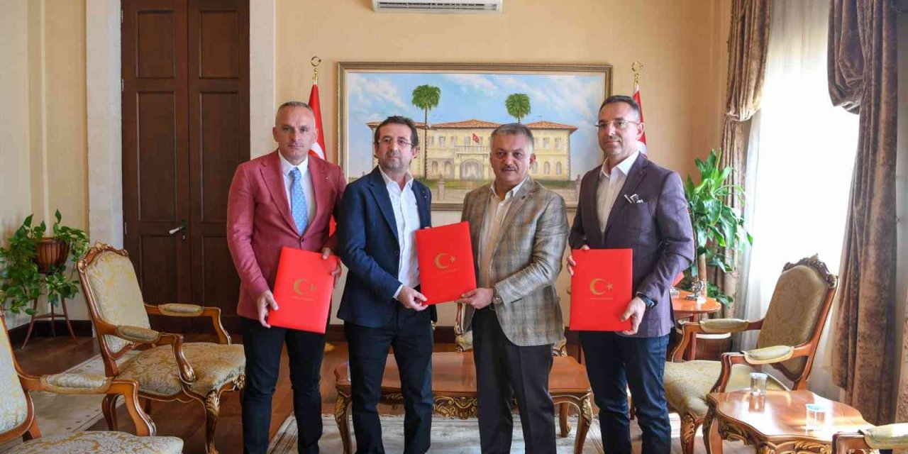 Öğrenci Yurtlarına Hayırseverlerden Basketbol-voleybol Sahası İle Tenis Kortu