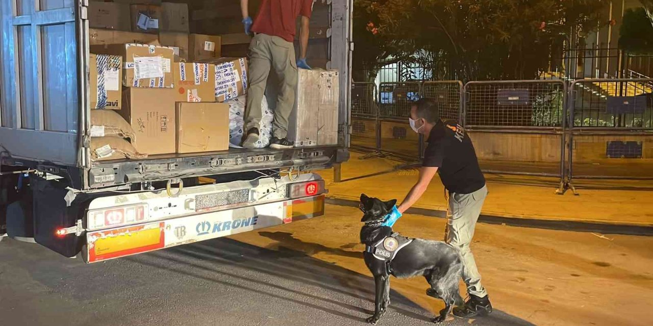 Kargo Tırında 56 Kilo 200 Gram Esrar Ele Geçirildi