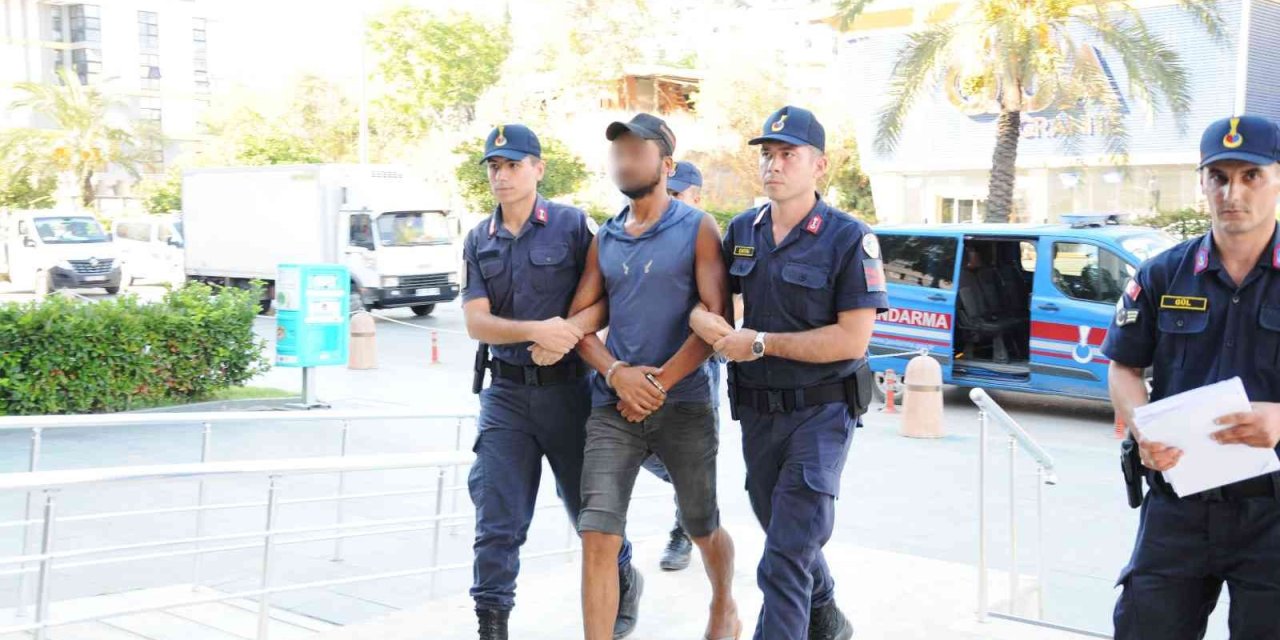 Ev Arkadaşını Öldüren Zanlı Tutuklandı