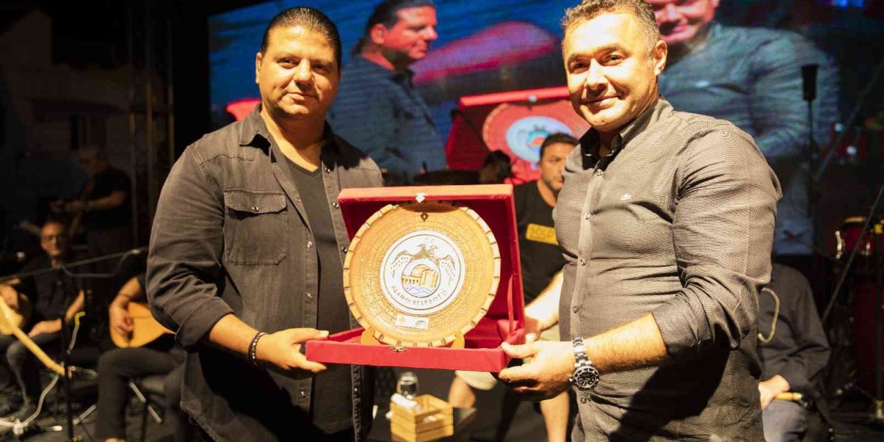 Alanya’da Kubat Rüzgarı Esti