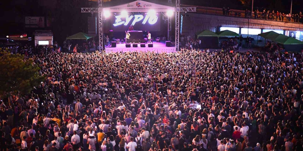 Sempozyumda Eypio Coşkusu