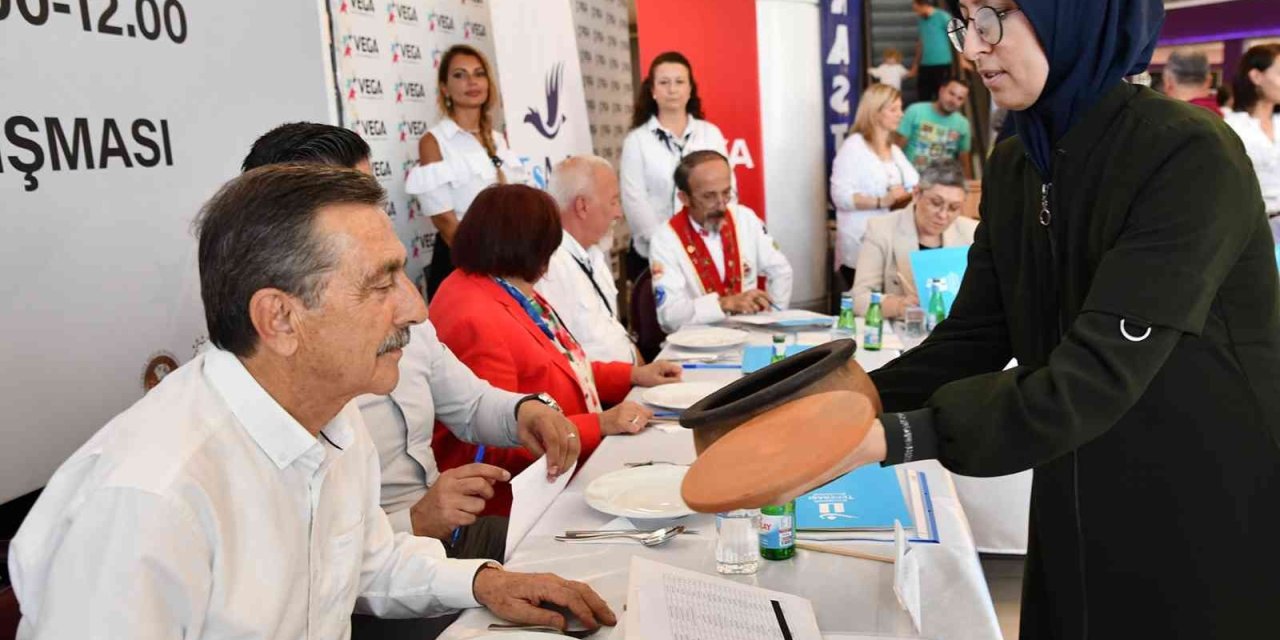 Eskişehir’de Yöresel Lezzetlerin Keyifli Rekabeti