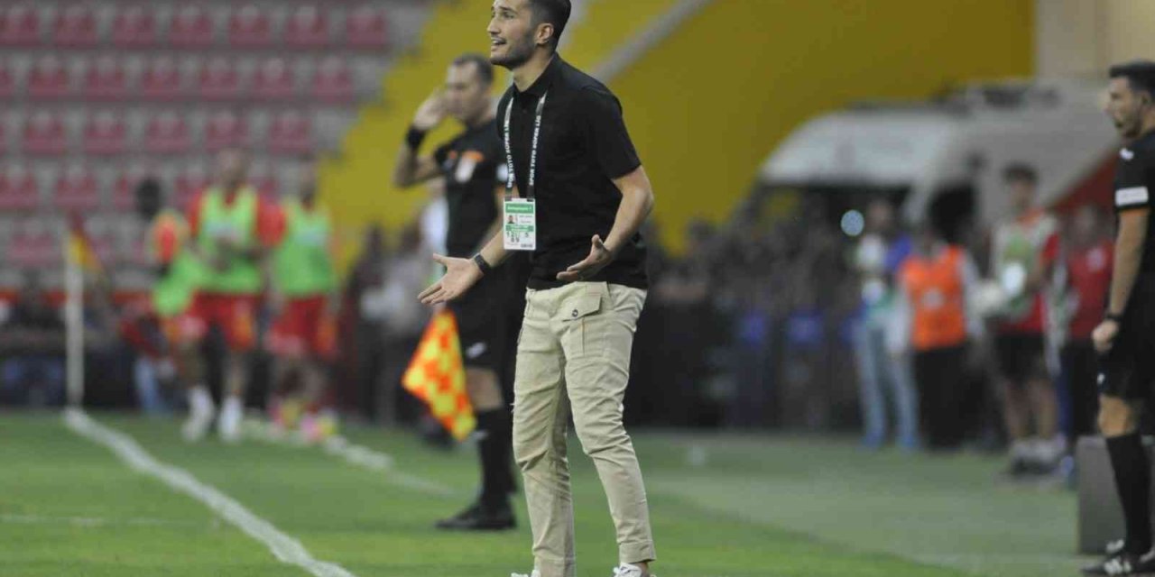 Spor Toto Süper Lig: Kayserispor: 0 - Antalyaspor: 0 (ilk Yarı)