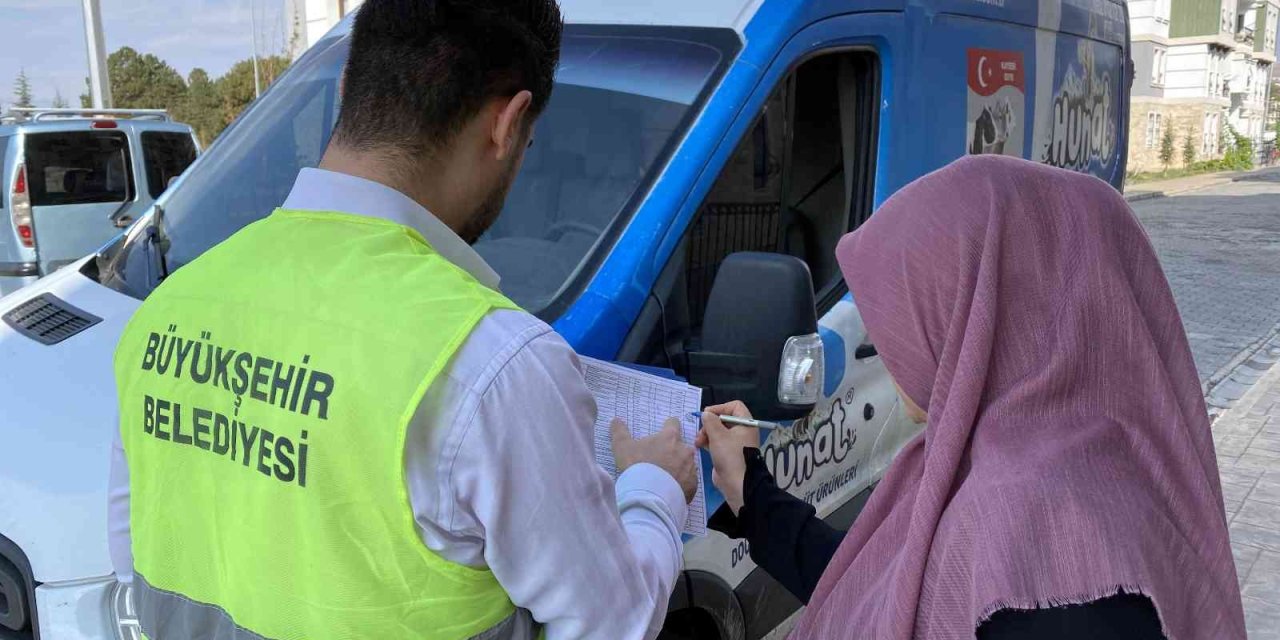 Başkan Büyükkılıç’ın Talimatıyla Süt Dağıtımı Başladı