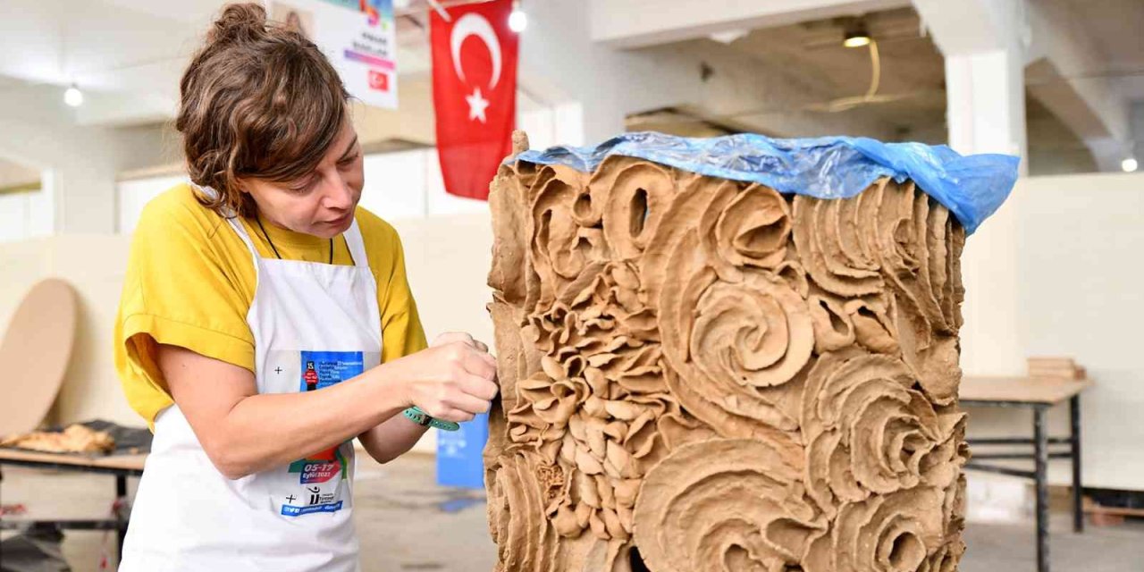 Yabancı Sanatçılar Sempozyumu Değerlendirdi