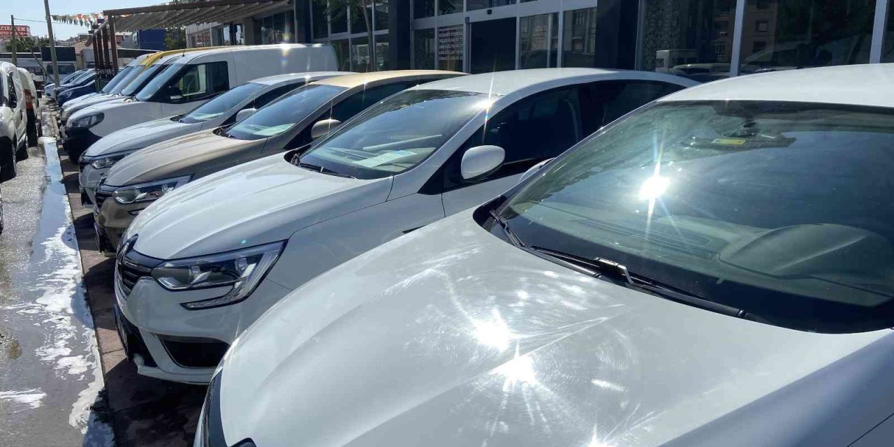 2. El Araçlarda 6 Ay 6 Bin Kilometre Şartı Başladı