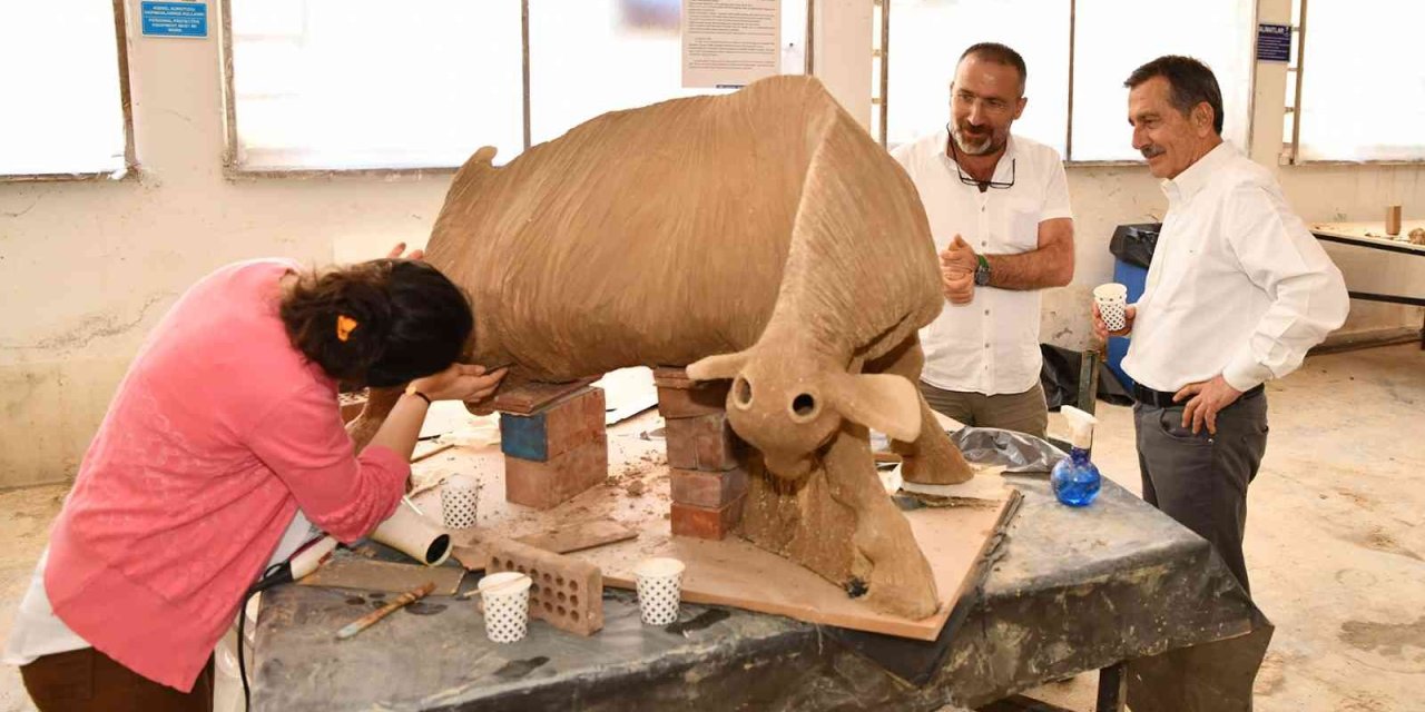 Pişmiş Toprak Sempozyumu’nda Sona Doğru